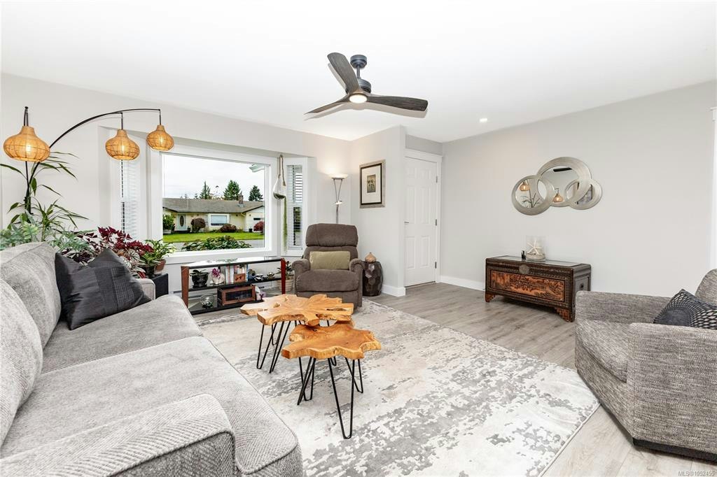 32 Oregon Road, Campbell River, BC, V9W 5T1