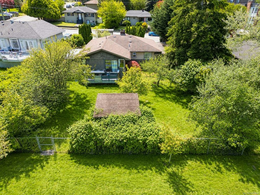 1736 Cedar Hill Cross Road, Saanich, BC, V8P 2R1
