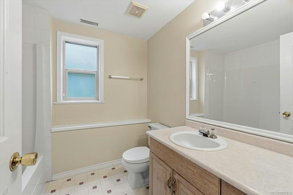 6439 Nidri Place, Nanaimo, BC, V9V 1N6 - 29