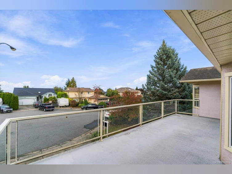6439 Nidri Place, Nanaimo, BC, V9V 1N6 - 21