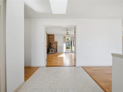 5185 Coach House Drive - 4