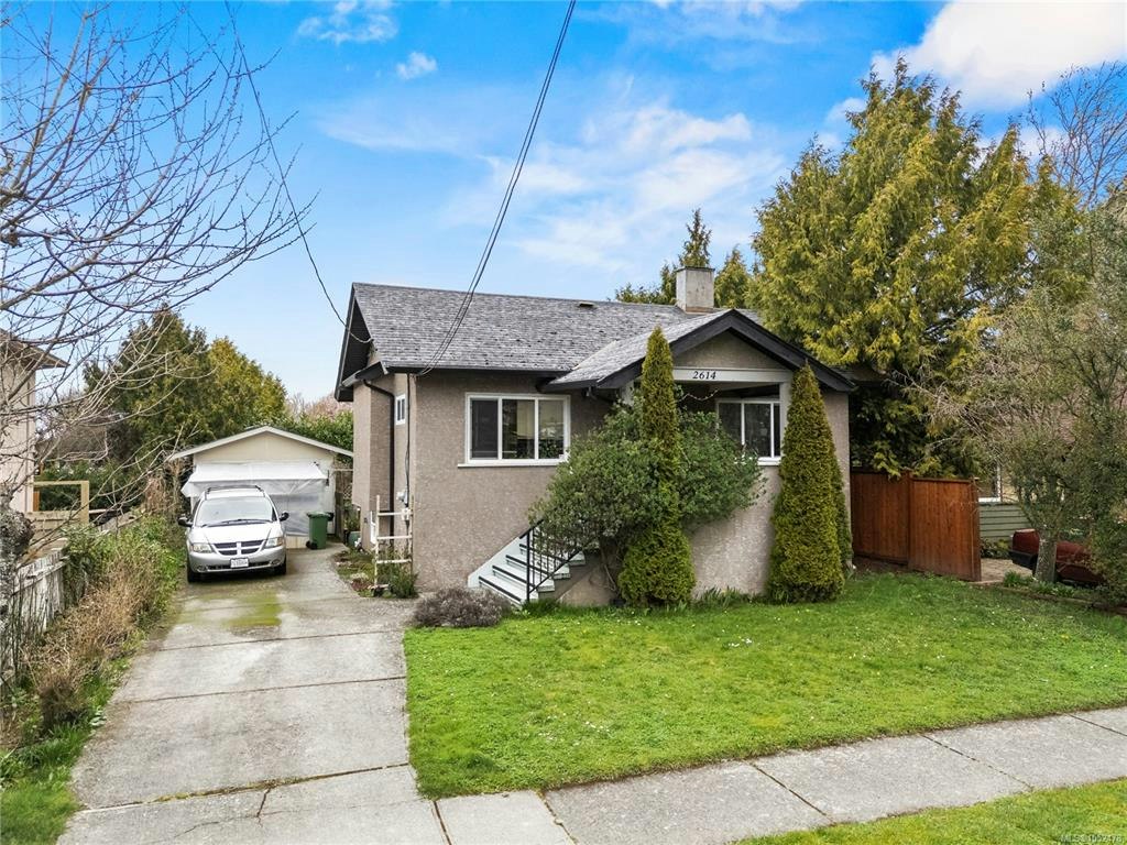 2614 Scott Street, Victoria, BC, V8R 4H9