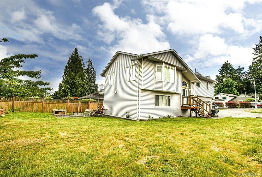 100 Chantrells Place - 2