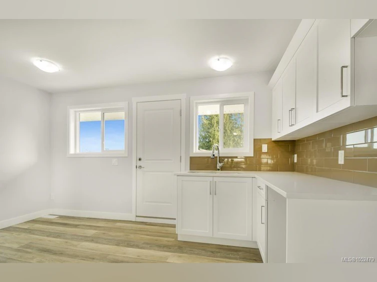 100 Chantrells Place, Nanaimo, BC, V9T 5P4 - 8
