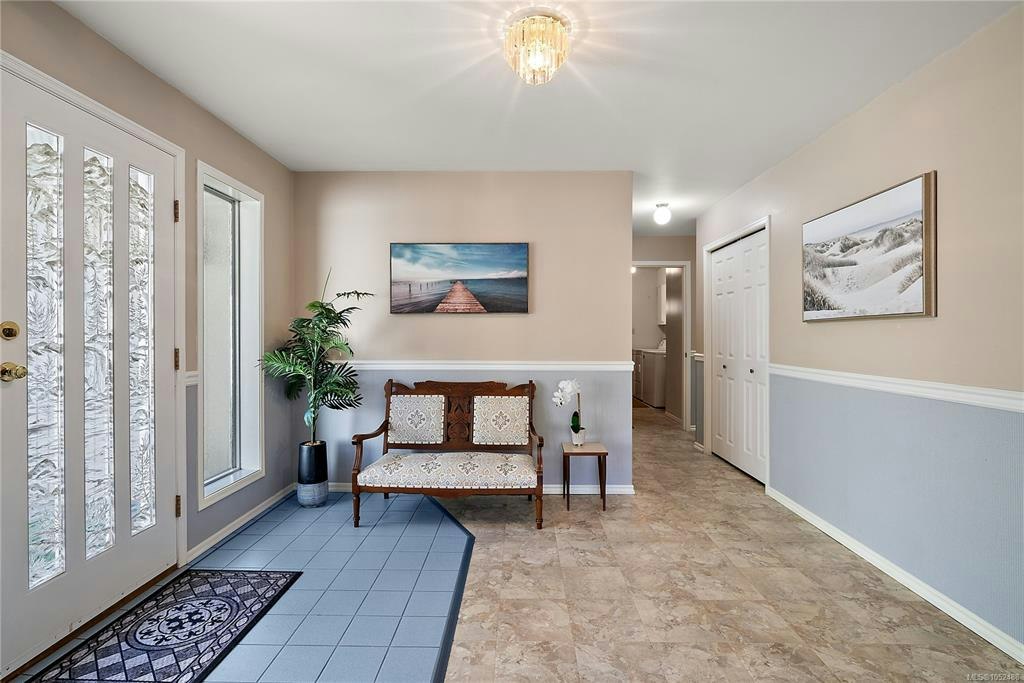 3998 Hopesmore Drive, Saanich, BC, V8N 6A3 - 21