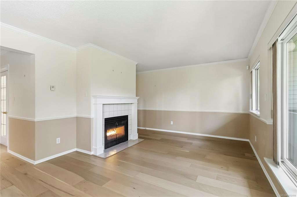 102-1270 Johnson Street - 4