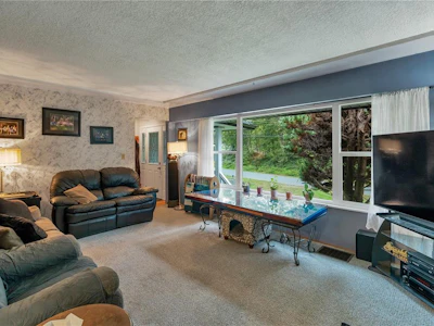 157 Seabreeze Drive - 2