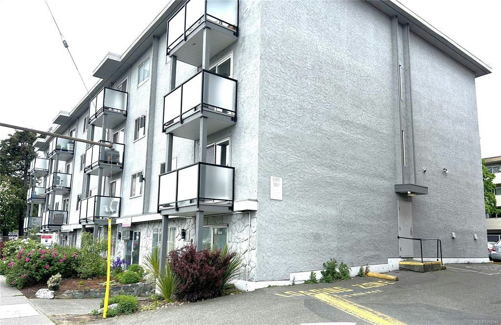 304-904 Hillside Avenue, Victoria, BC, V8T 1Z8