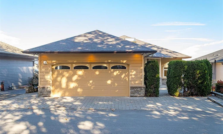 18-245 Oyster Cove Road