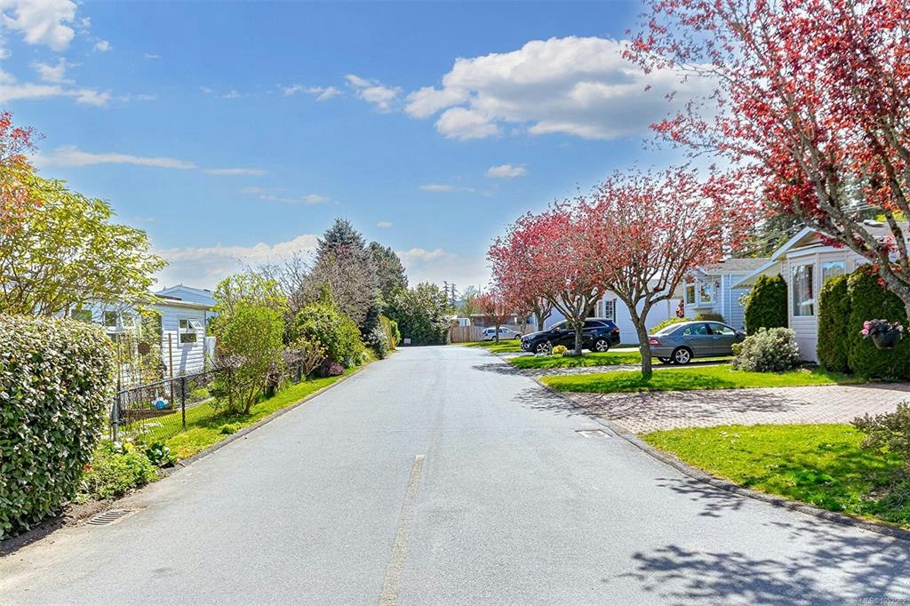 9-7583 Central Saanich Road, Central Saanich, BC, V8M 2B6 - 34