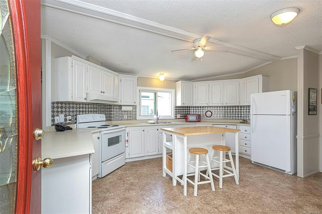 9-7583 Central Saanich Road, Central Saanich, BC, V8M 2B6 - 7