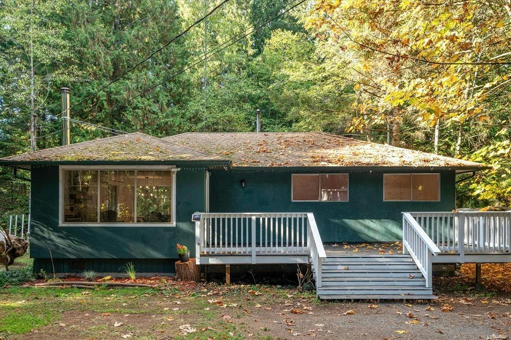 705 Carr Boulevard, Gabriola Island, BC, V0R 1X3