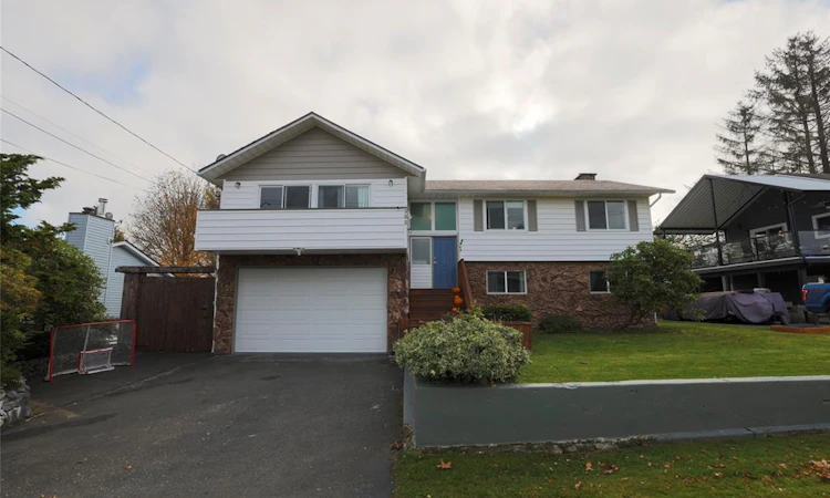 363 Englewood Drive