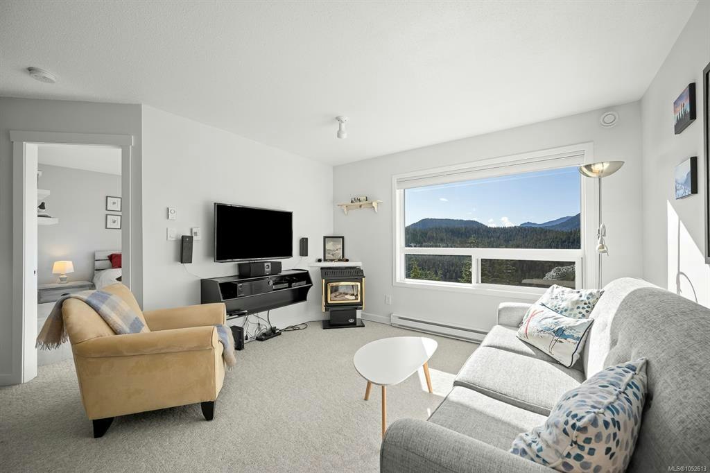204-1105 Henry Road, Courtenay, BC, V9J 1L0