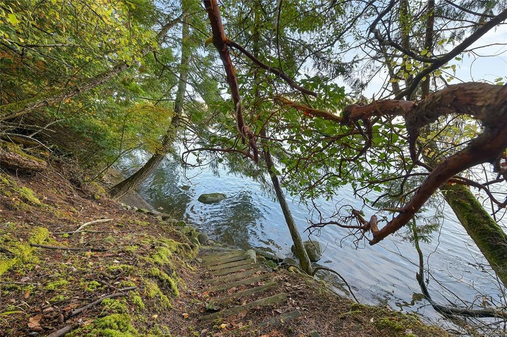 706 Horton Bay Road - 4