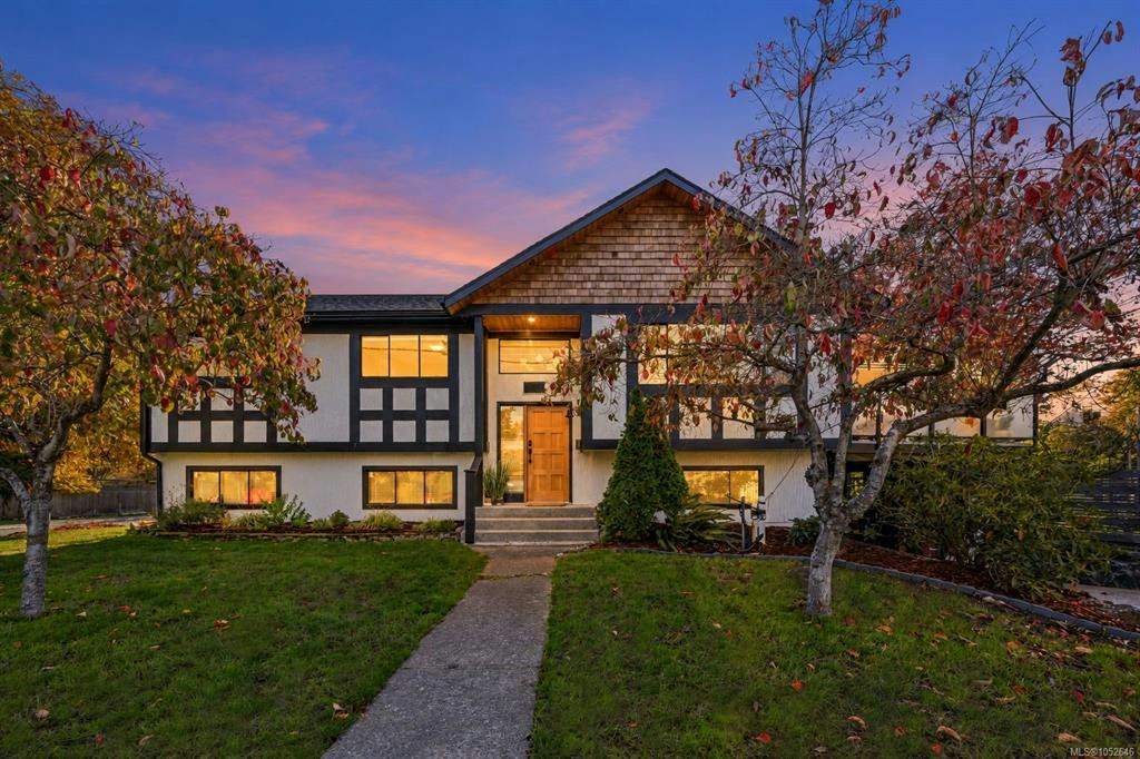 988 Monterey Avenue, Oak Bay, BC, V8S 4V2