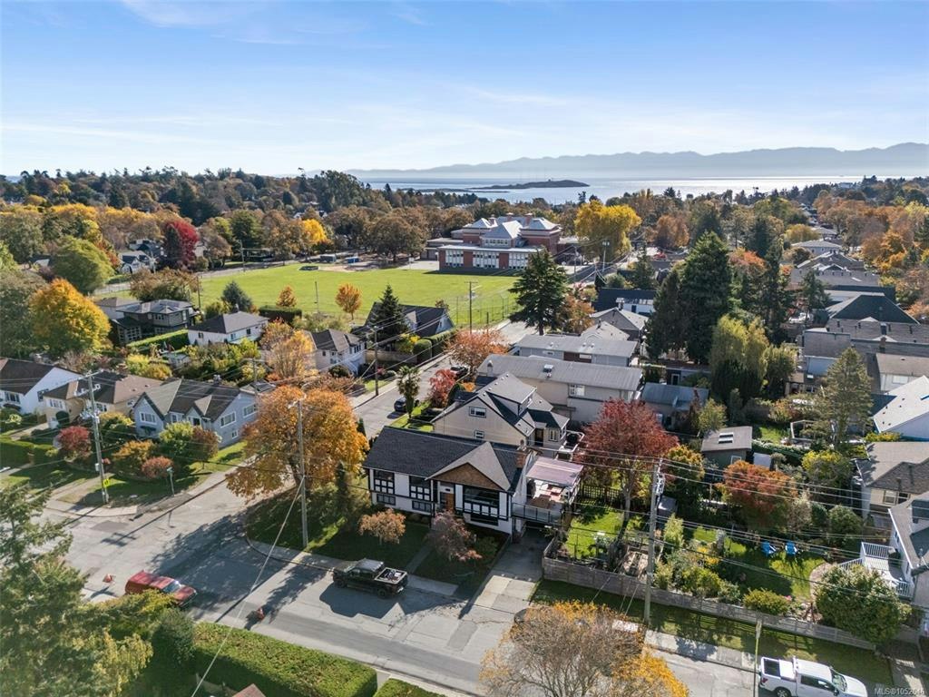 988 Monterey Avenue - 2