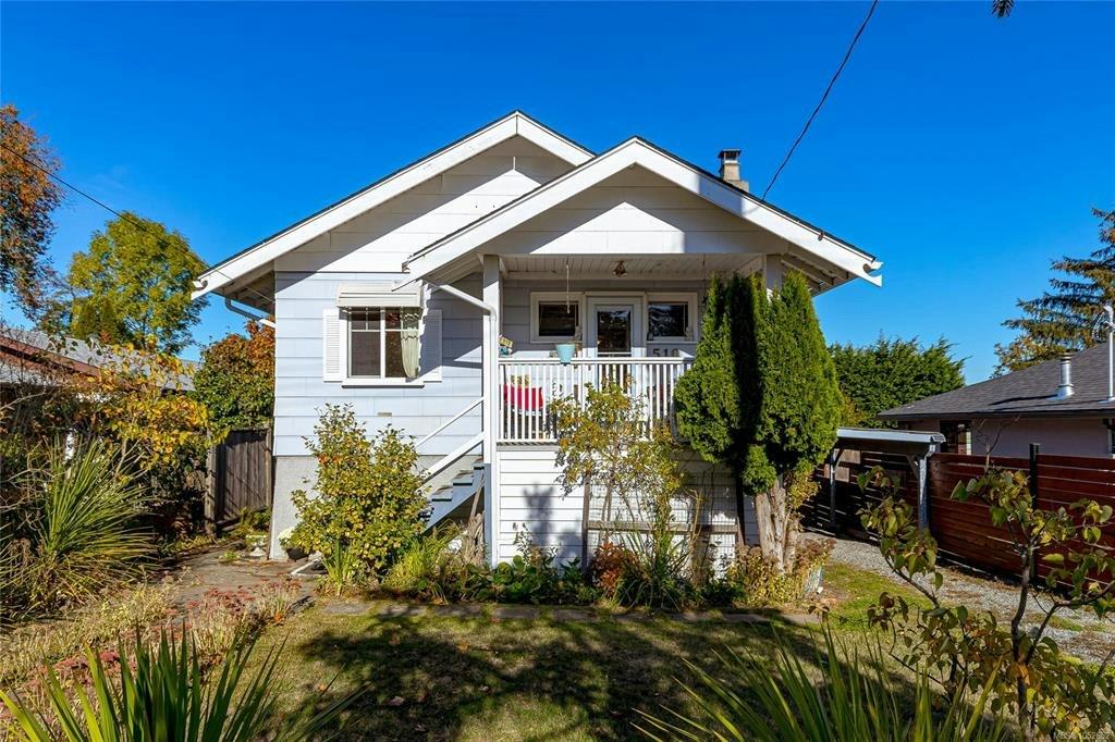 510 Walter Avenue, Saanich, BC, V9A 2E5