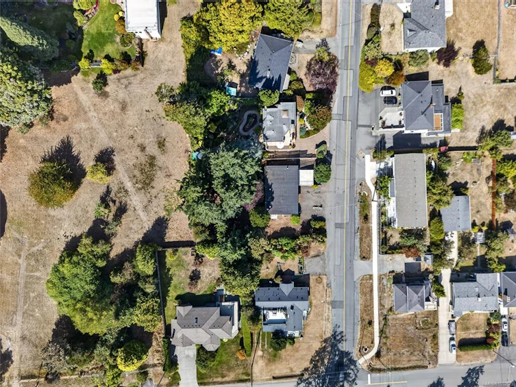 131 Milburn Drive, Colwood, BC, V9C 1T7 - 37