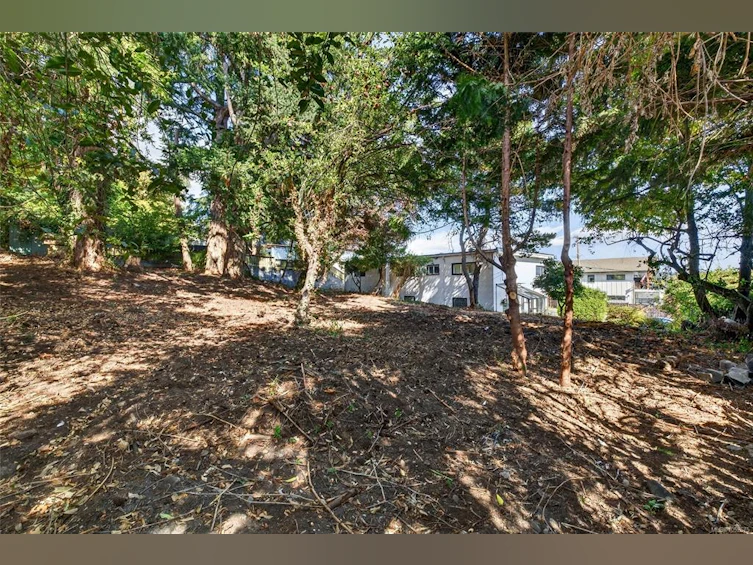 131 Milburn Drive, Colwood, BC, V9C 1T7 - 34