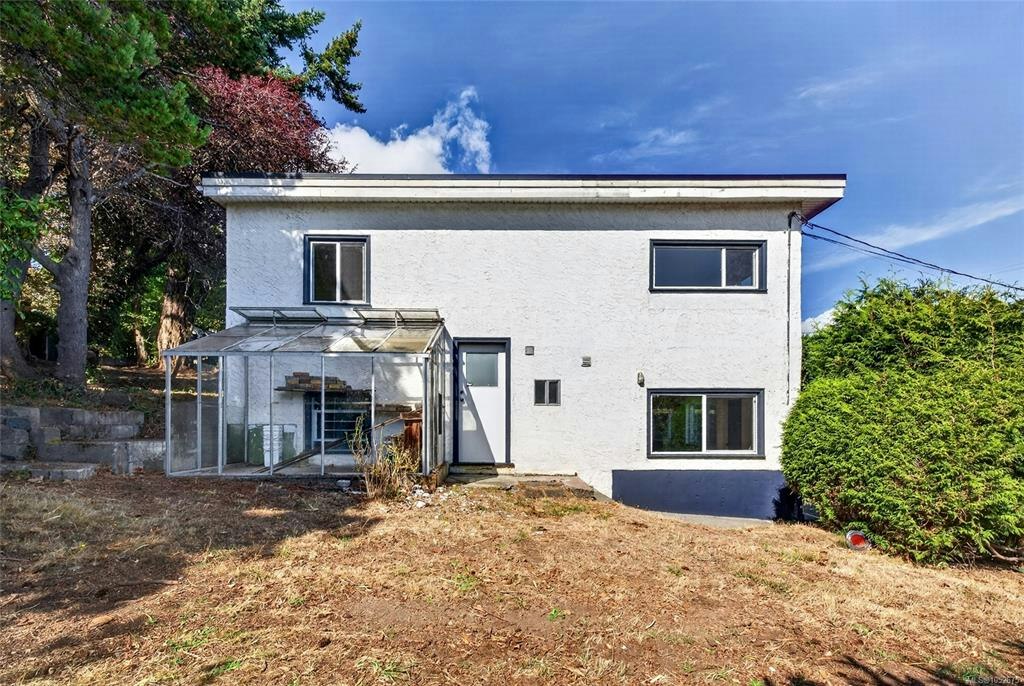 131 Milburn Drive, Colwood, BC, V9C 1T7 - 32