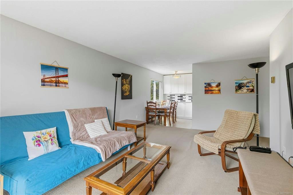401-1571 Mortimer Street, Saanich, BC, V8P 3A7 - 10