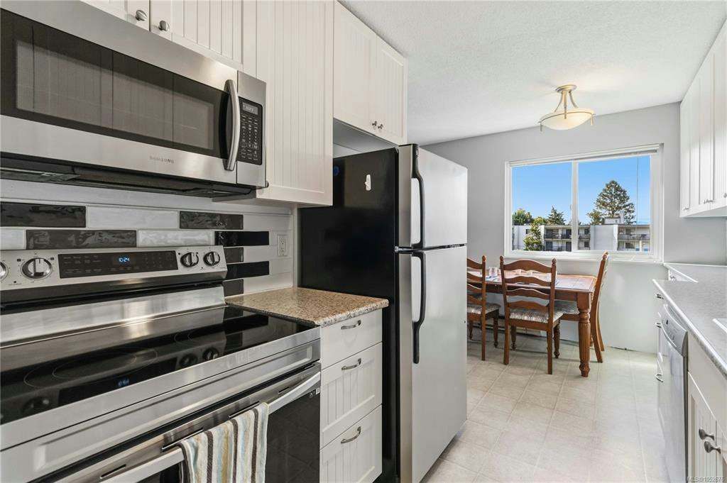 401-1571 Mortimer Street, Saanich, BC, V8P 3A7 - 14