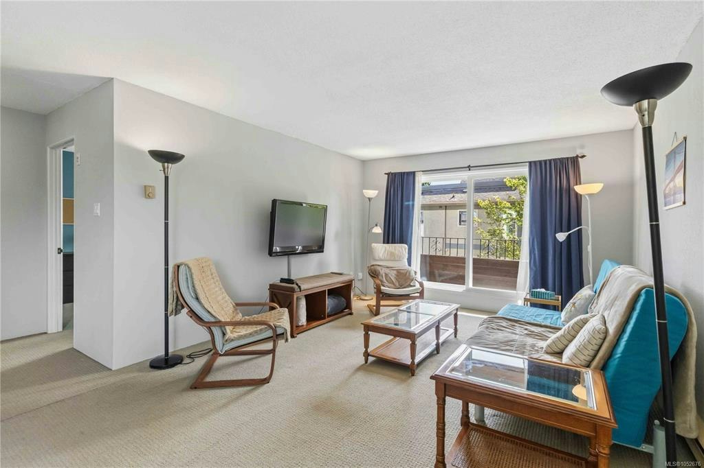 401-1571 Mortimer Street, Saanich, BC, V8P 3A7 - 8