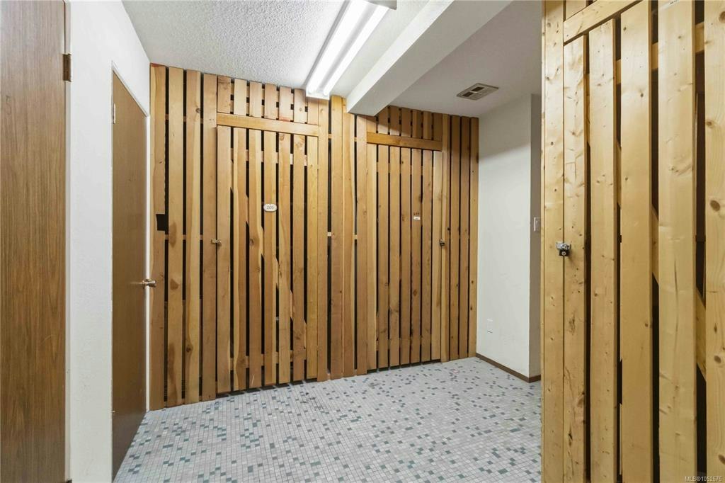 401-1571 Mortimer Street, Saanich, BC, V8P 3A7 - 30