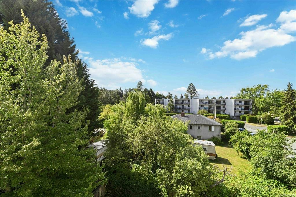 401-1571 Mortimer Street, Saanich, BC, V8P 3A7 - 28