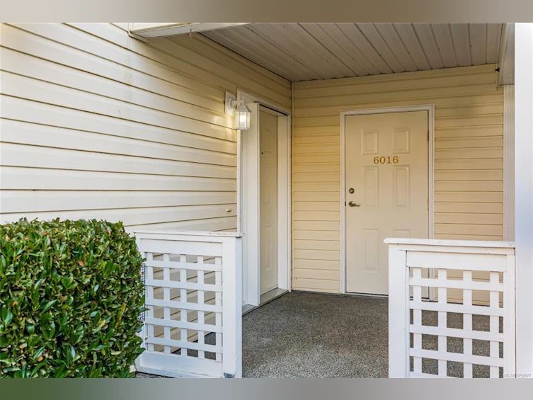 6016 Cedar Grove Drive, Nanaimo, BC, V9T 6G1 - 2