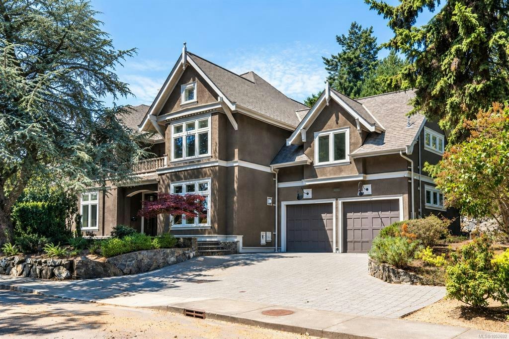 1568 Montgomery Avenue, Victoria, BC, V8S 1T6