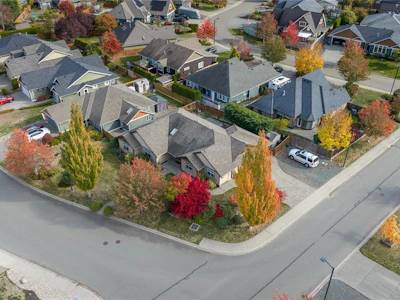 315 Crabapple Crescent - 2