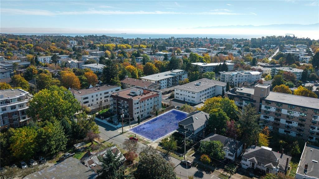 931 Mcclure Street, Victoria, BC, V8V 3E8