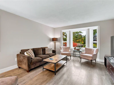 530 Summit Drive - 5