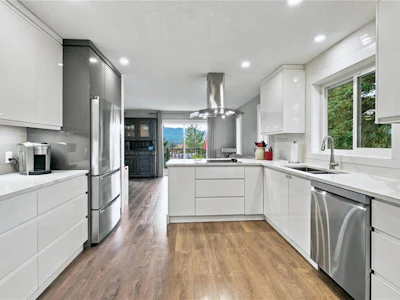 530 Summit Drive - 2