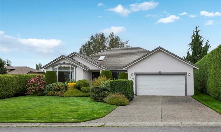 495 Troon Close