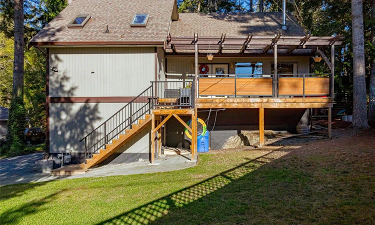 2335 Ravenhill Road