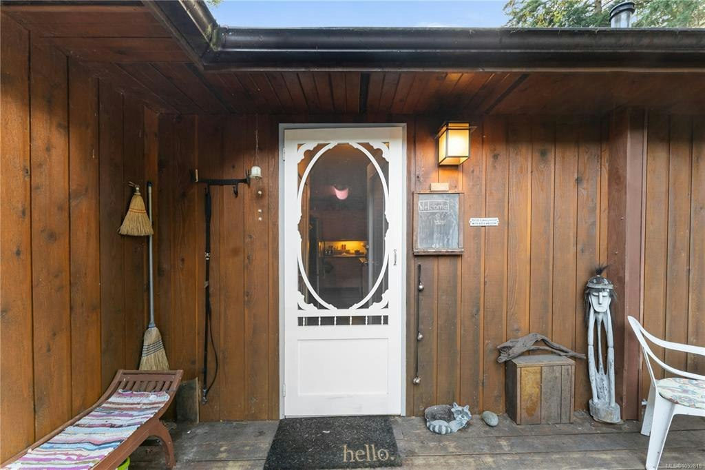 3275 South Road - 4
