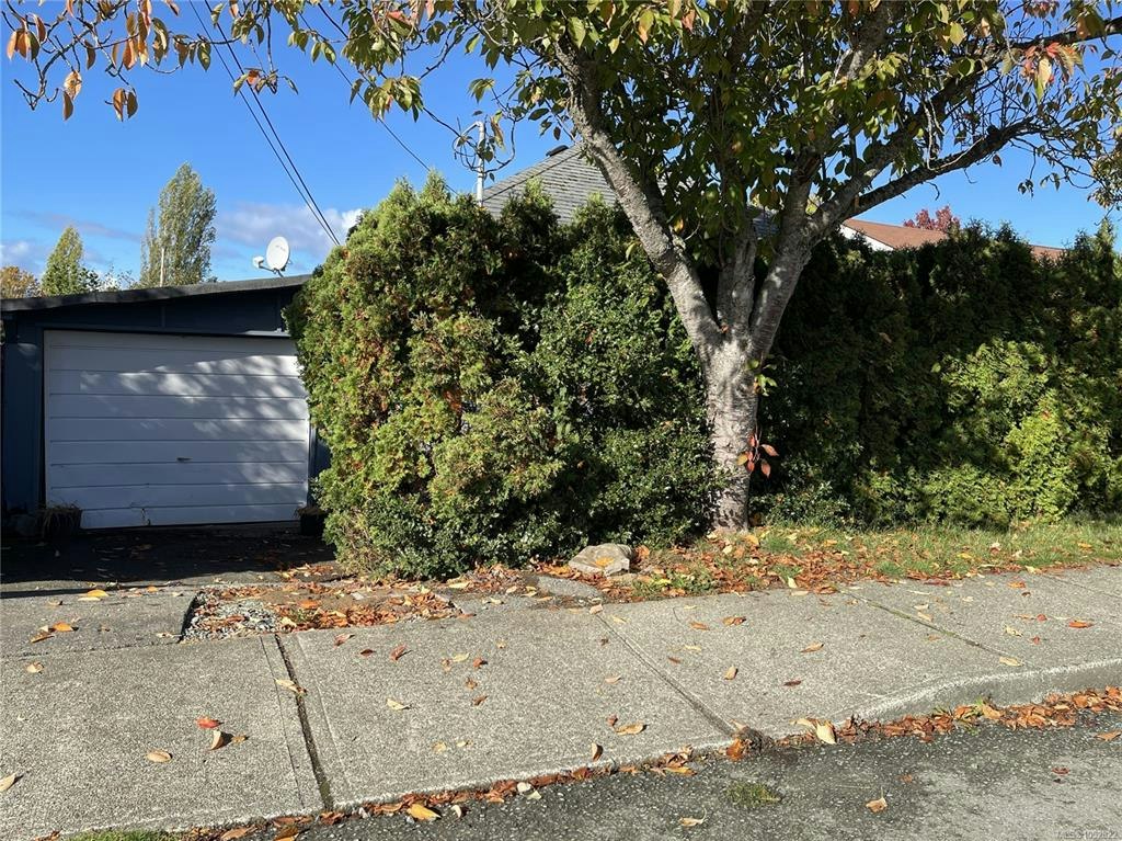 4818 Helen Street - 2