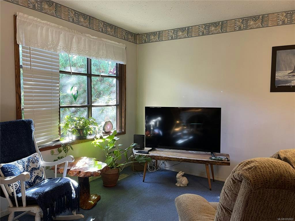 4818 Helen Street - 5