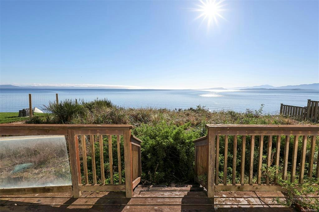 622 Hutton Road, Comox, BC, V9M 3V5