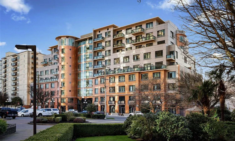 808-1029 View Street