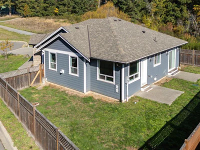 37-3205 Gibbins Road - 2