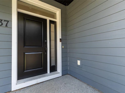 37-3205 Gibbins Road - 3