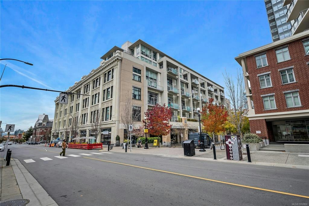 327-770 Fisgard Street, Victoria, BC, V8W 3M9