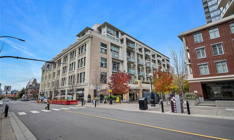 327-770 Fisgard Street