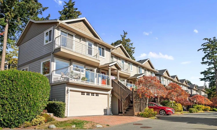 12-118 Aldersmith Place