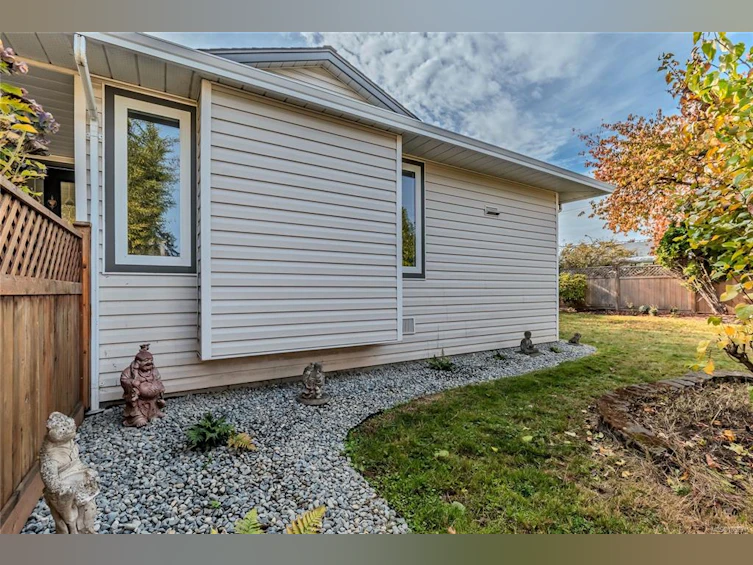 5977 Broadway Road, Nanaimo, BC, V9V 1C9 - 45