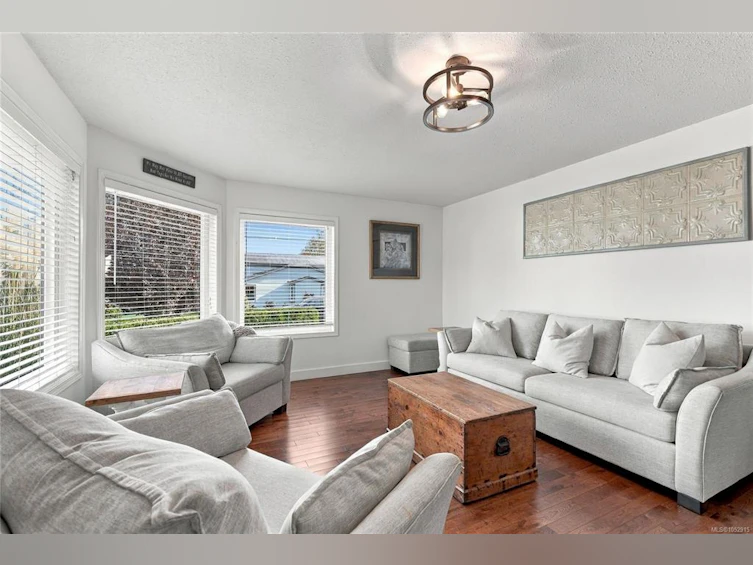 5977 Broadway Road, Nanaimo, BC, V9V 1C9 - 36